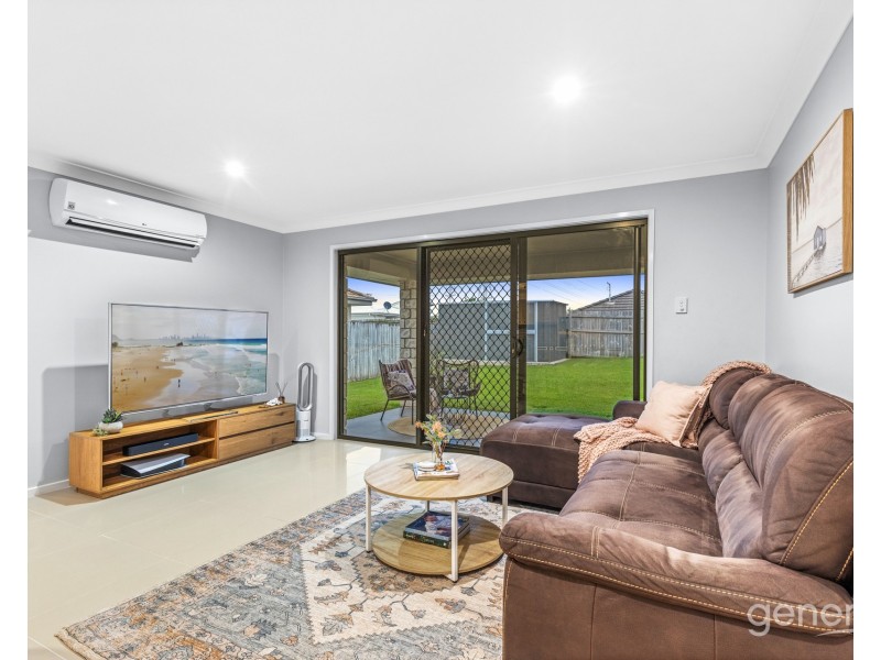 25 Elderflower Circuit, Griffin QLD 4503