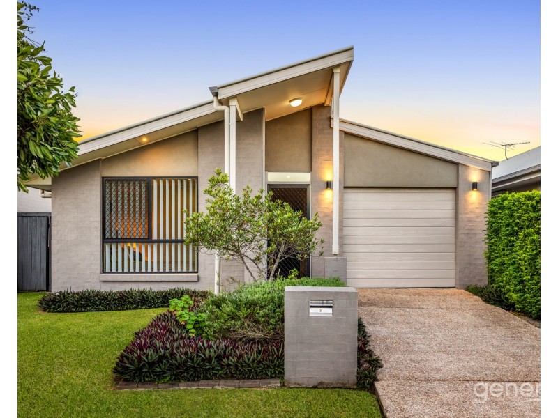 8 Merion Crescent, North Lakes QLD 4509