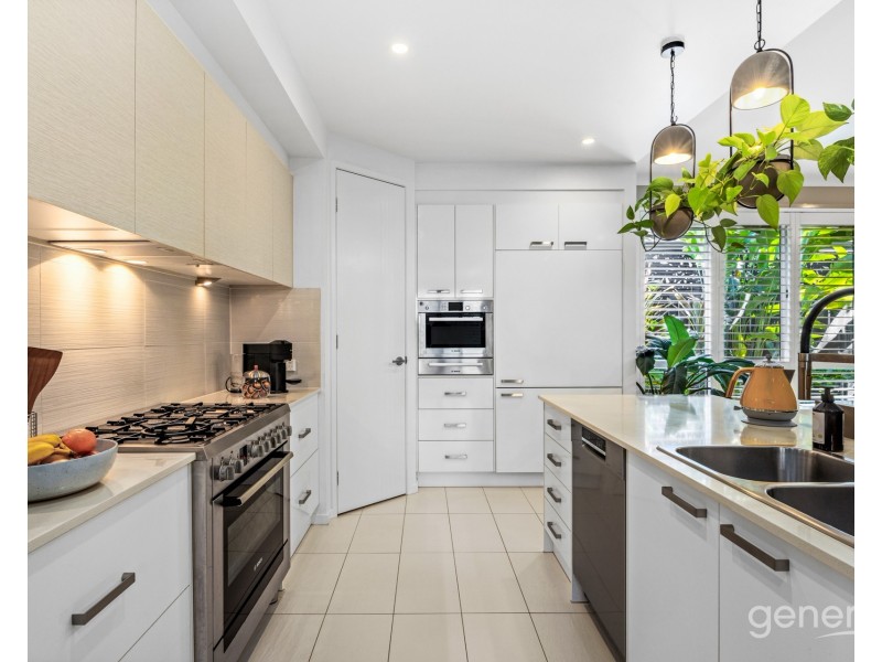 21 Hollow Crescent, Narangba QLD 4504