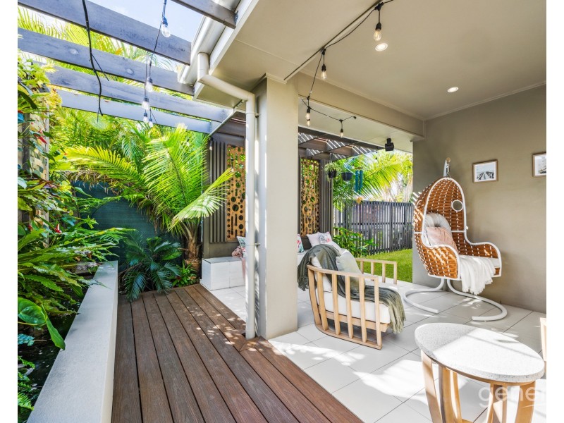 21 Hollow Crescent, Narangba QLD 4504