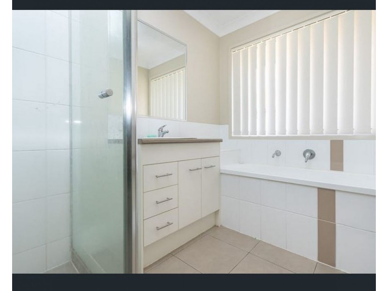 5 Dragon Avenue, Morayfield QLD 4506