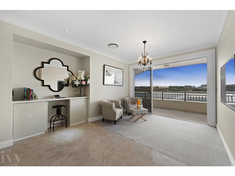 22 Excalibur Court, Sovereign Islands QLD 4216