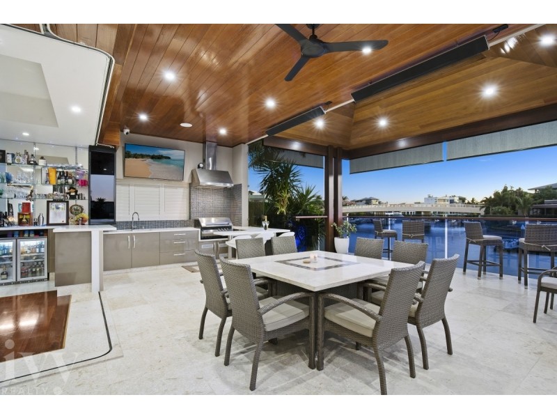 88 Royal Albert Crescent, Sovereign Islands QLD 4216