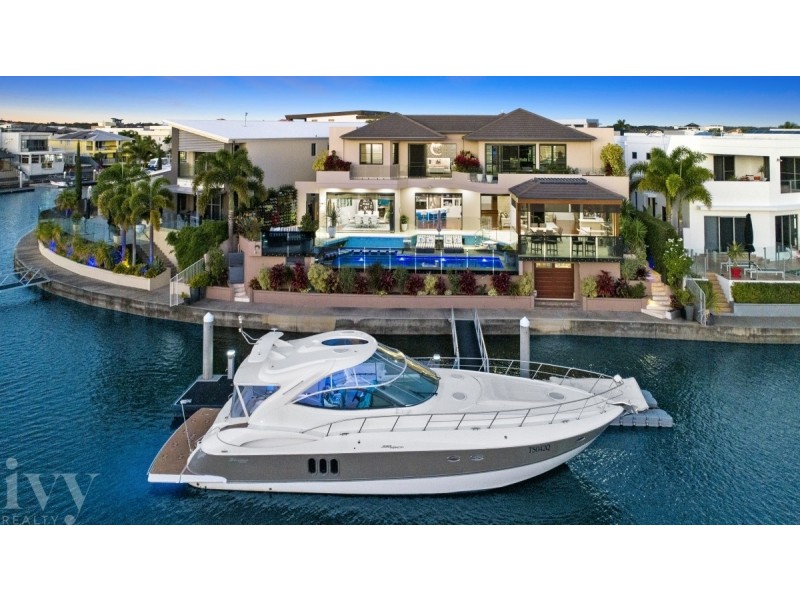 88 Royal Albert Crescent, Sovereign Islands QLD 4216