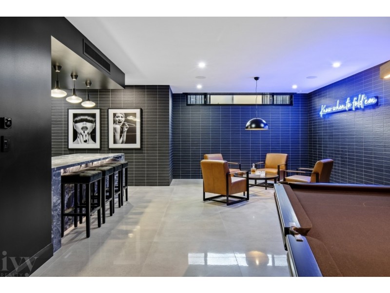 40 Knightsbridge Parade West, Sovereign Islands QLD 4216