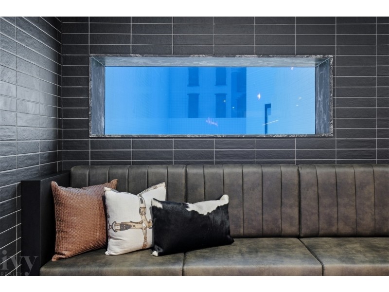 40 Knightsbridge Parade West, Sovereign Islands QLD 4216