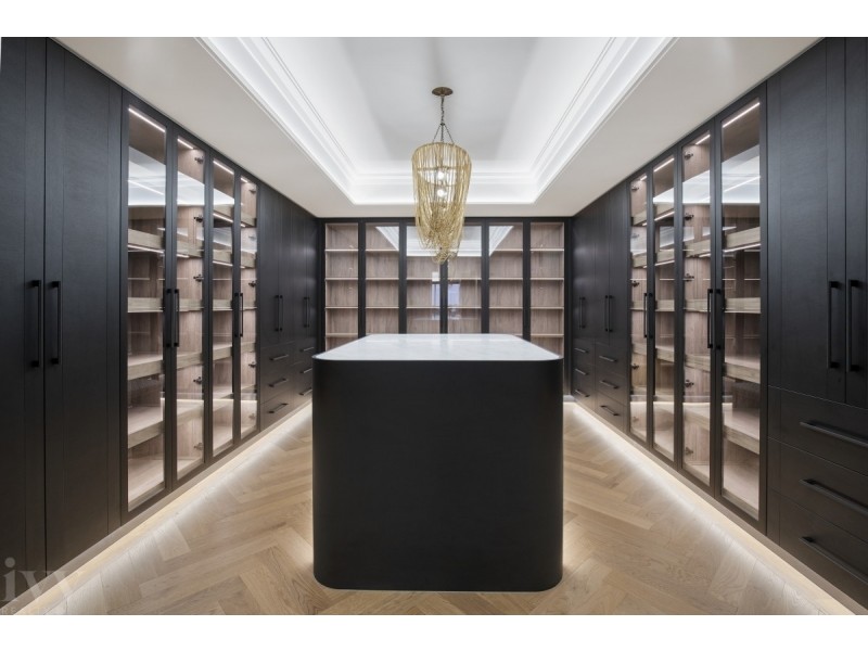 40 Knightsbridge Parade West, Sovereign Islands QLD 4216