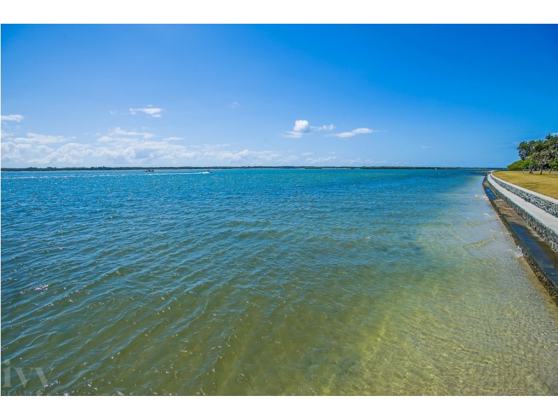 6 James Cook Esplanade, Hollywell QLD 4216