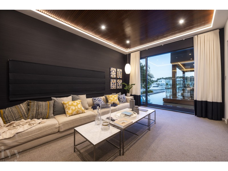 45 Cova Boulevard, Hope Island QLD 4212