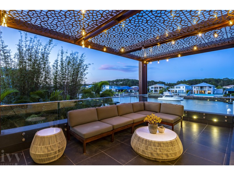 45 Cova Boulevard, Hope Island QLD 4212