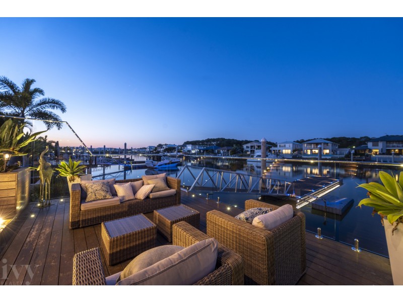 45 Cova Boulevard, Hope Island QLD 4212