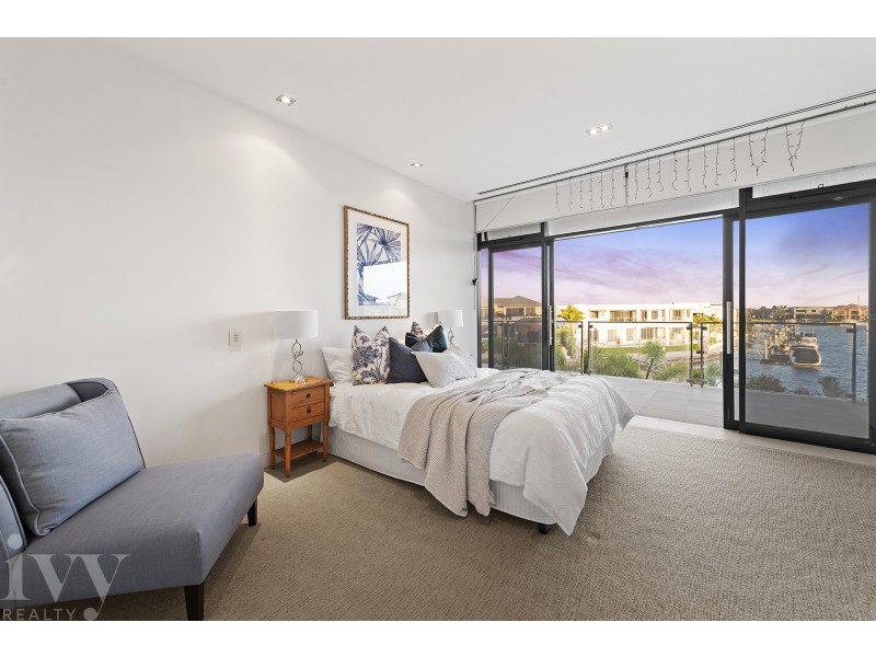 91-93 The Sovereign Mile, Sovereign Islands QLD 4216