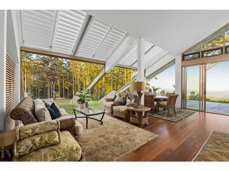 105 Wongawallan Road, Tamborine Mountain QLD 4272