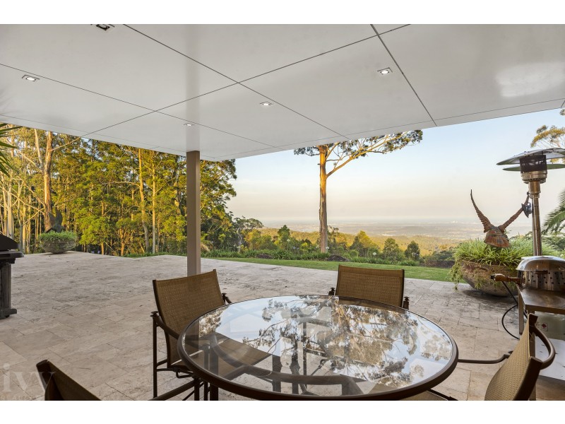 105 Wongawallan Road, Tamborine Mountain QLD 4272