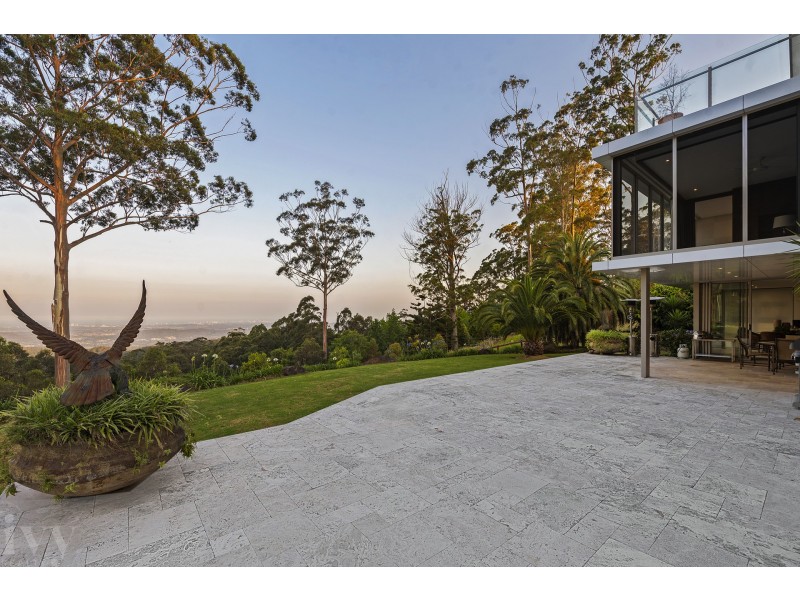 105 Wongawallan Road, Tamborine Mountain QLD 4272