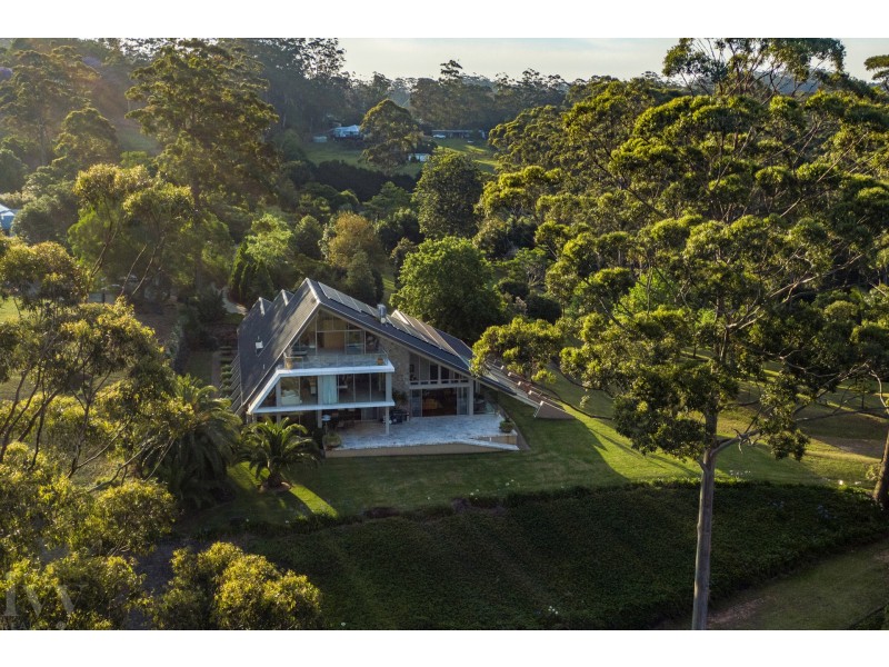 105 Wongawallan Road, Tamborine Mountain QLD 4272