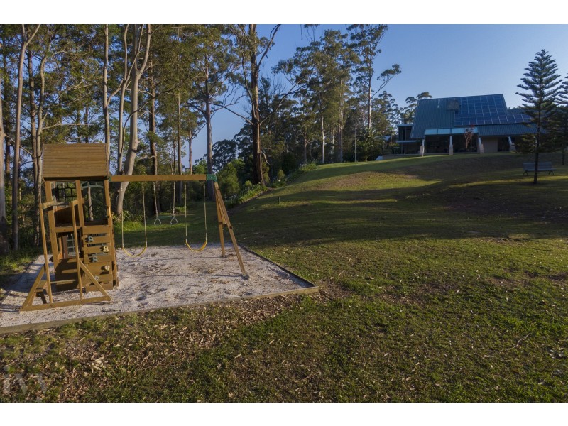 105 Wongawallan Road, Tamborine Mountain QLD 4272