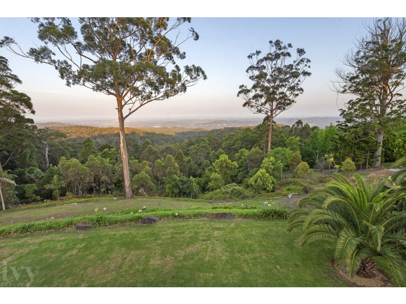 105 Wongawallan Road, Tamborine Mountain QLD 4272