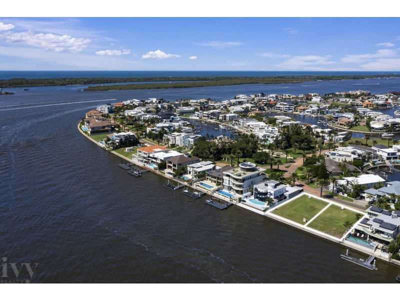 3-5 Knightsbridge Parade West, Sovereign Islands QLD 4216