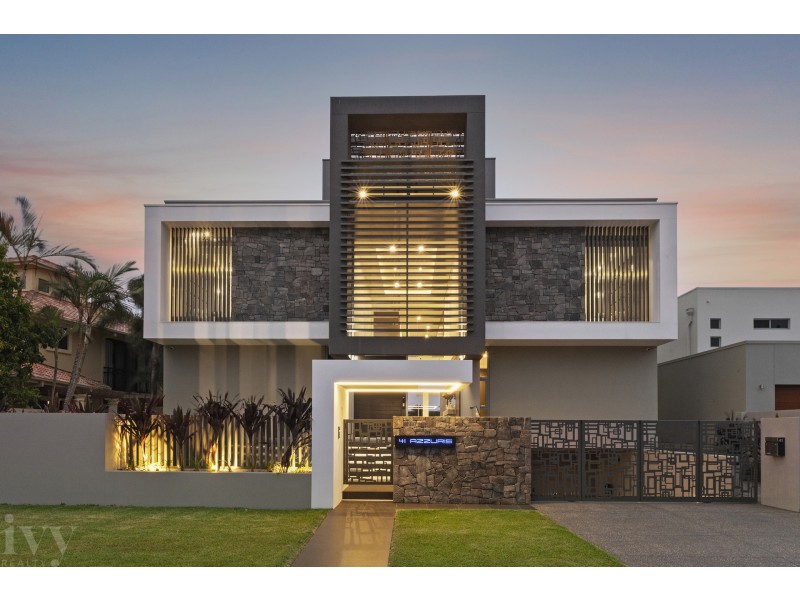 41 Royal Albert Crescent, Sovereign Islands QLD 4216