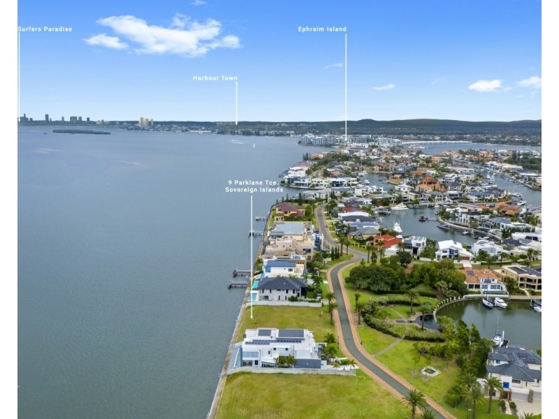9 Parklane Terrace, Sovereign Islands QLD 4216