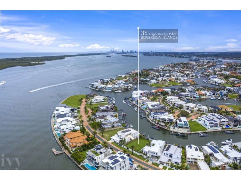 35 Knightsbridge Parade, Sovereign Islands QLD 4216