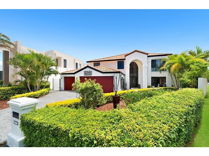 1675 Riverdale Drive, Hope Island QLD 4212