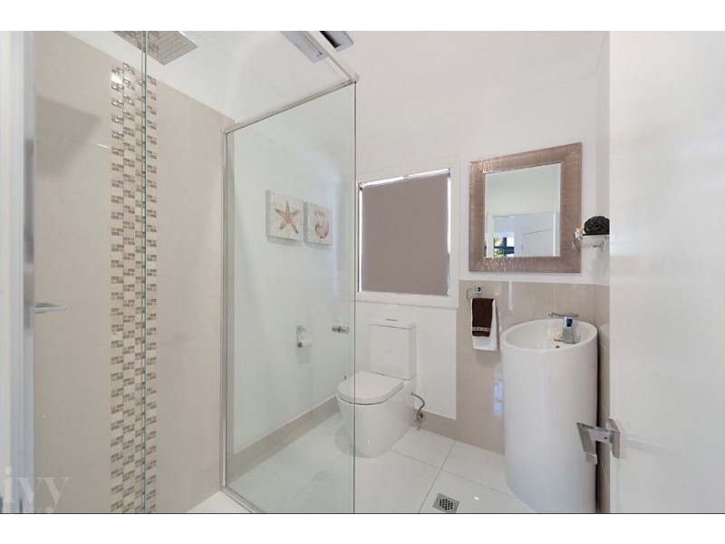 1675 Riverdale Drive, Hope Island QLD 4212