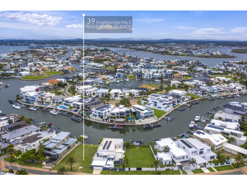 39 Knightsbridge, Sovereign Islands QLD 4216