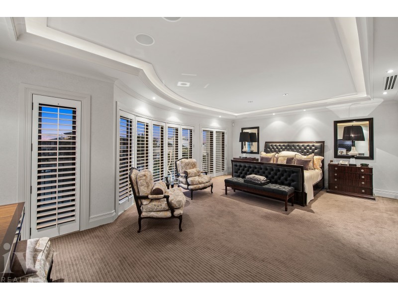 3-5 Westminster Court, Sovereign Islands QLD 4216