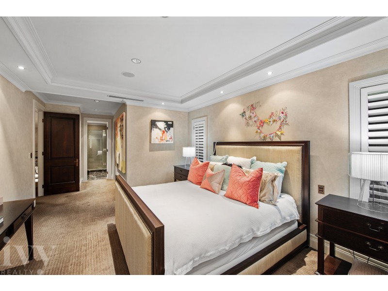 3-5 Westminster Court, Sovereign Islands QLD 4216