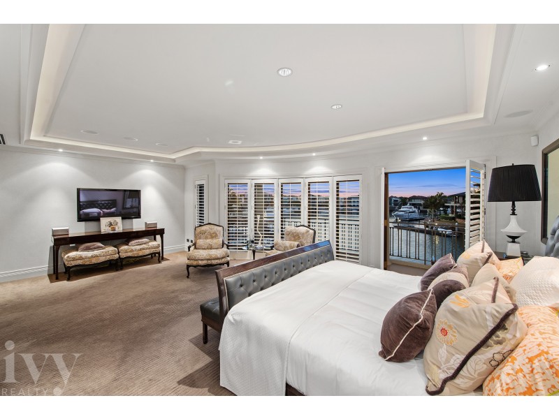 3-5 Westminster Court, Sovereign Islands QLD 4216