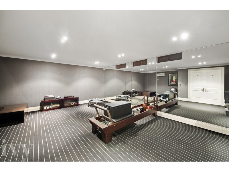 3-5 Westminster Court, Sovereign Islands QLD 4216