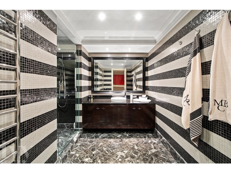 3-5 Westminster Court, Sovereign Islands QLD 4216