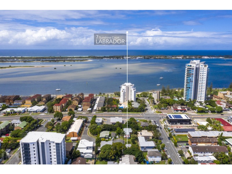 7 Sunshine Court, Labrador QLD 4215