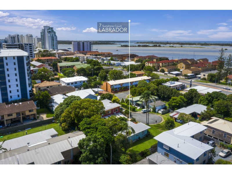 7 Sunshine Court, Labrador QLD 4215