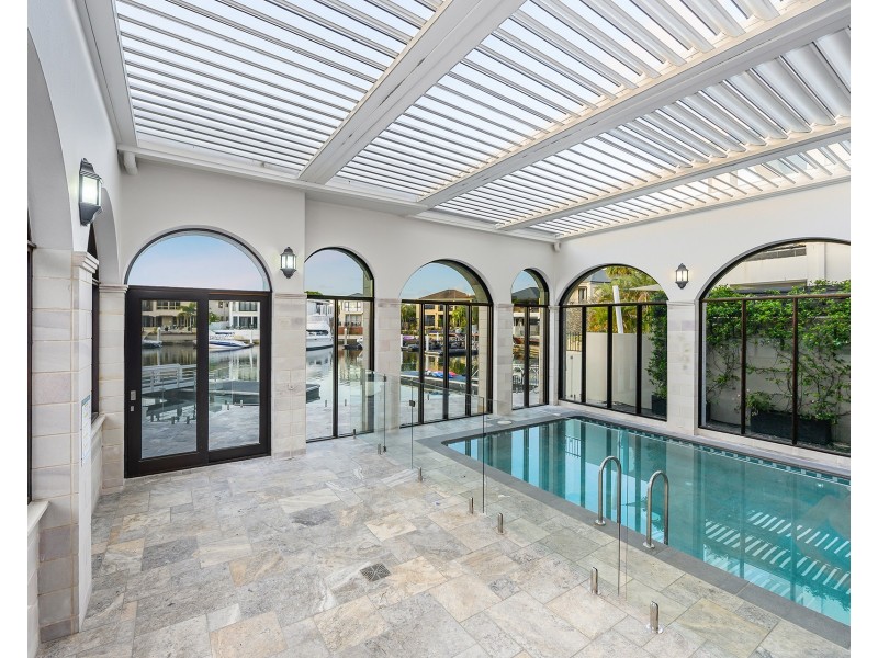 1-3 Queen Guineveres Place, Sovereign Islands QLD 4216