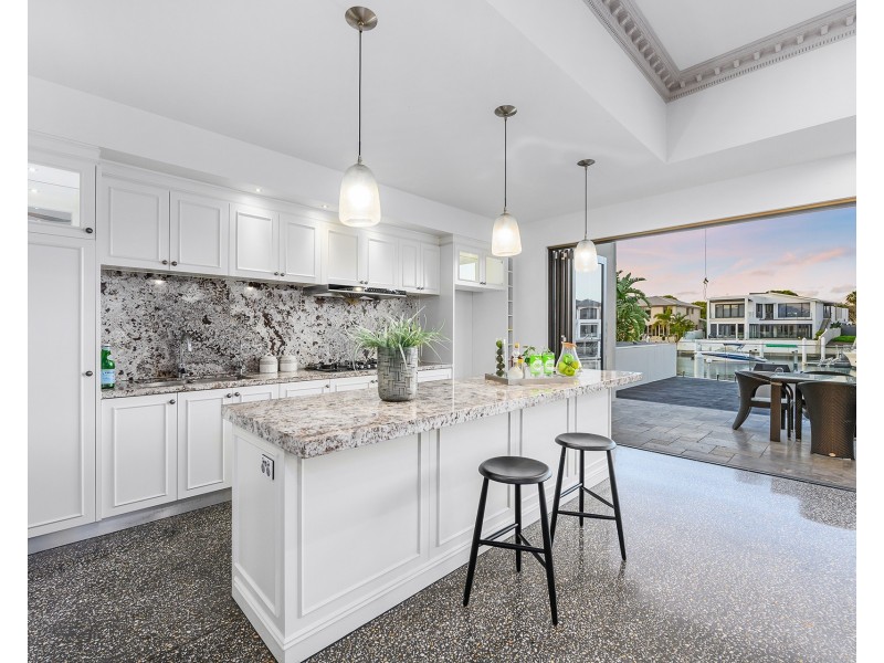 1-3 Queen Guineveres Place, Sovereign Islands QLD 4216