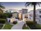 2 Hampton Court, Sovereign Islands QLD 4216