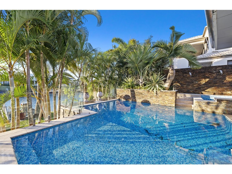 2160 Beaufort Way, Hope Island QLD 4212