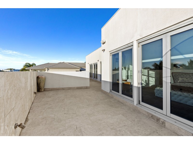 2160 Beaufort Way, Hope Island QLD 4212