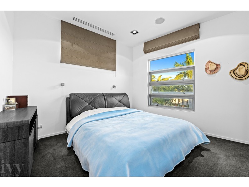 2160 Beaufort Way, Hope Island QLD 4212