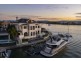 17 Queen Anne Court, Sovereign Islands QLD 4216