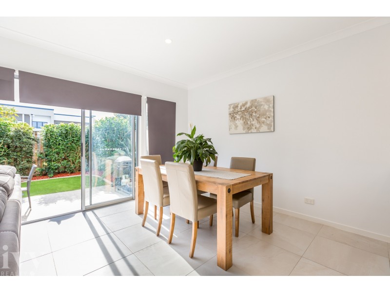 13/156 Marina Quays Boulevard, Hope Island QLD 4212