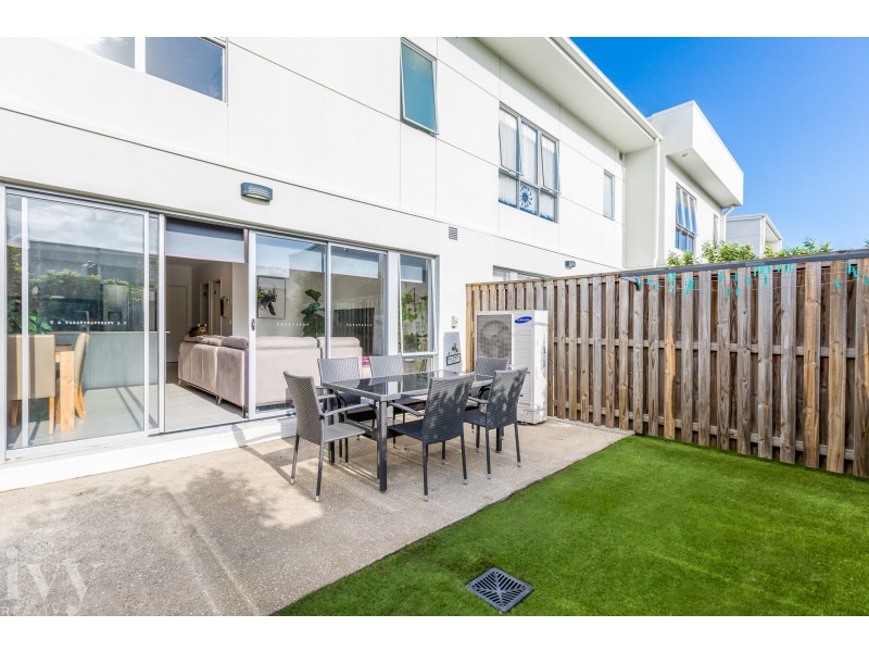 13/156 Marina Quays Boulevard, Hope Island QLD 4212