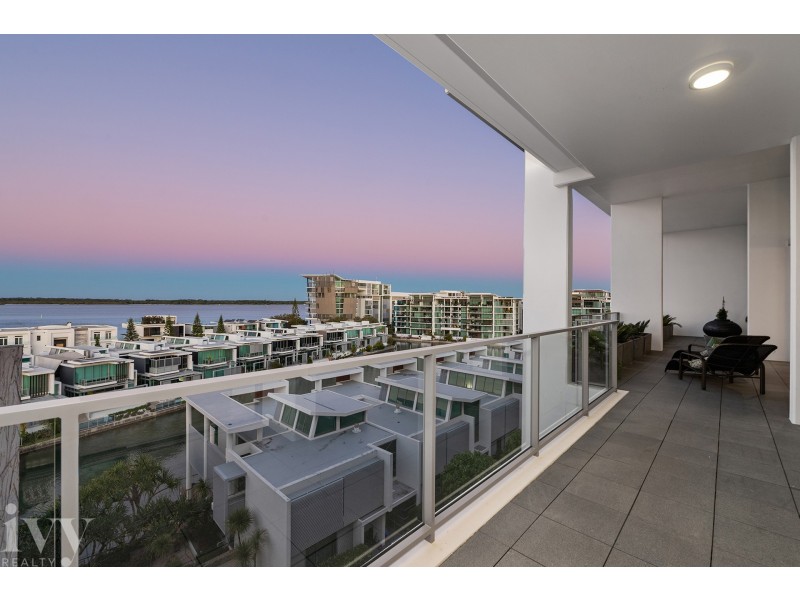 2601/2 Ephraim Island, Paradise Point QLD 4216