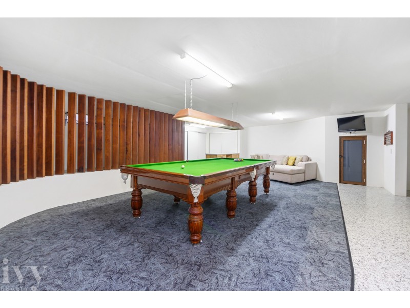 43 Knightsbridge Parade West, Sovereign Islands QLD 4216