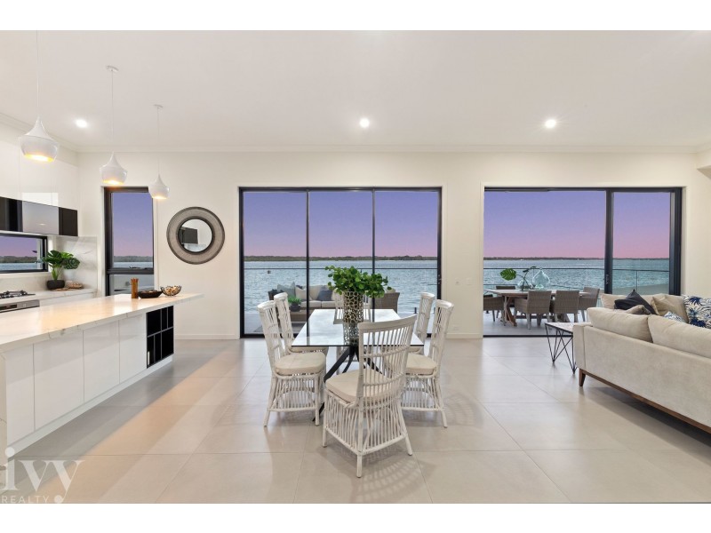 65 The Peninsula, Sovereign Islands QLD 4216