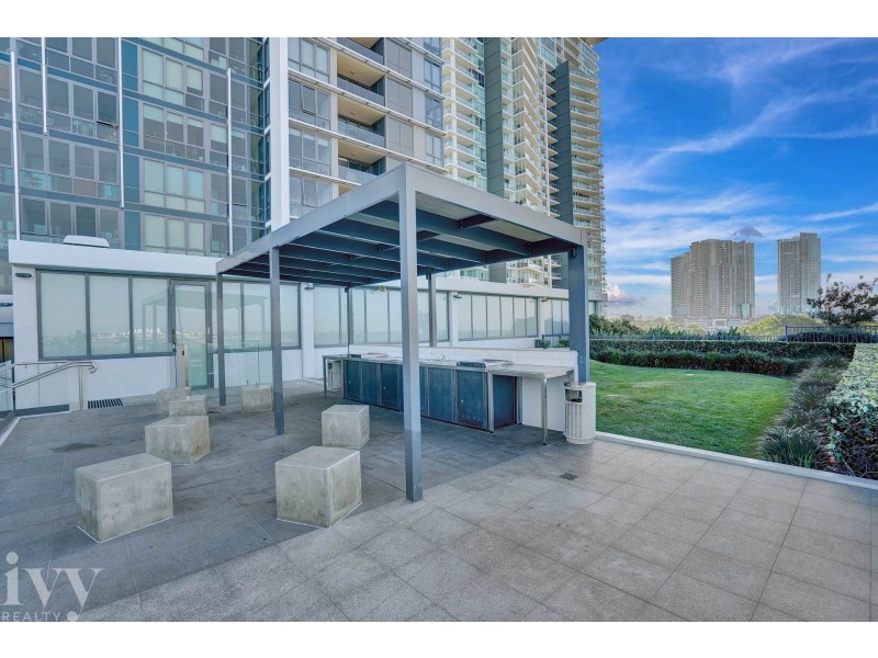 1604/2 Como Crescent, Southport QLD 4215