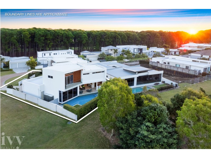 2269 Banksia Lakes Drive, Sanctuary Cove QLD 4212